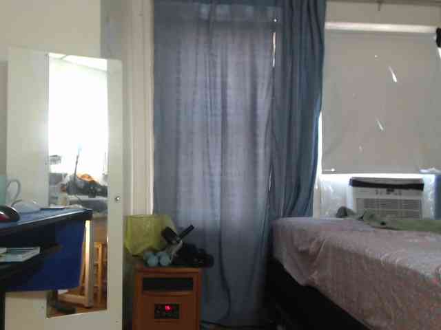 FIXMYASSTOO webcam