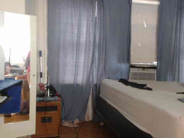 FIXMYASSTOO webcam