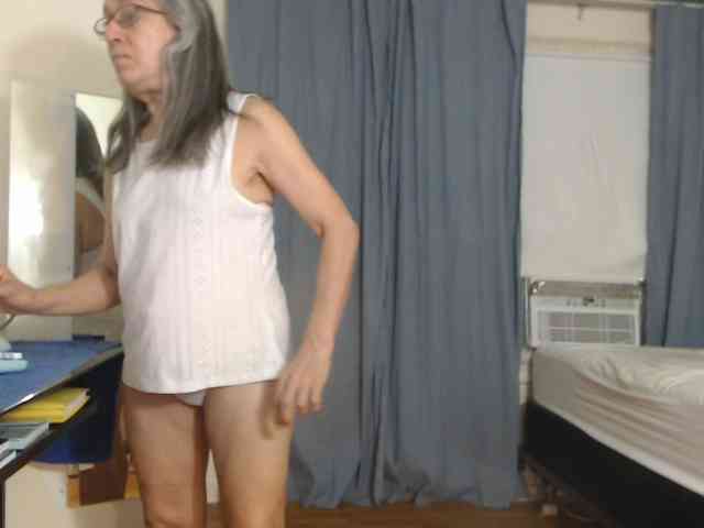 FIXMYASSTOO webcam