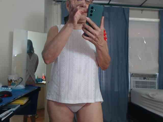 FIXMYASSTOO webcam