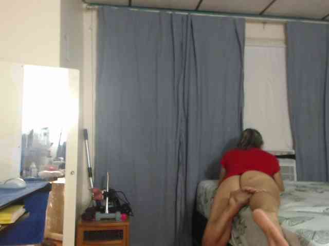 FIXMYASSTOO webcam