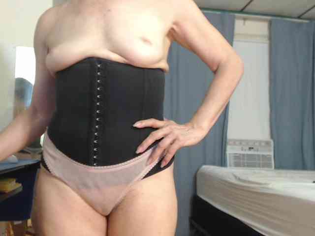 FIXMYASSTOO webcam