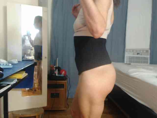 AnalTaxi live female cam on bongacams