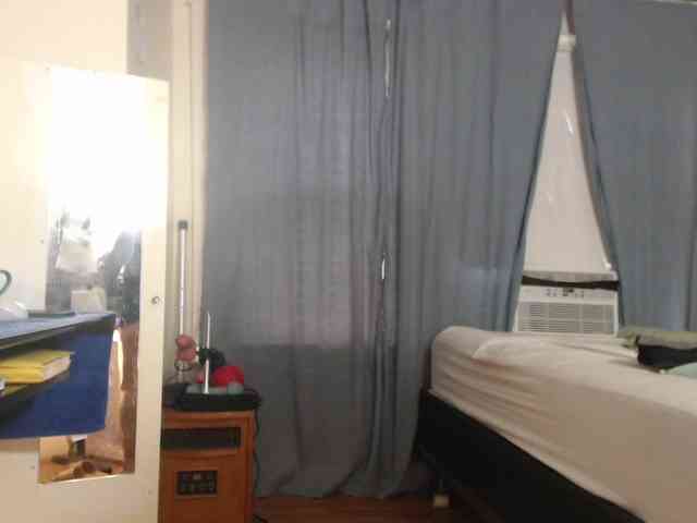 FIXMYASSTOO webcam
