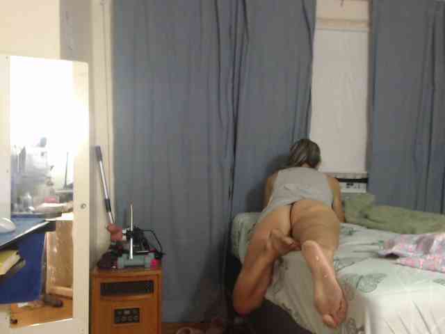 FIXMYASSTOO webcam
