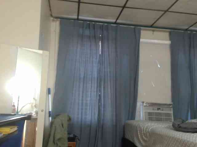 FIXMYASSTOO webcam