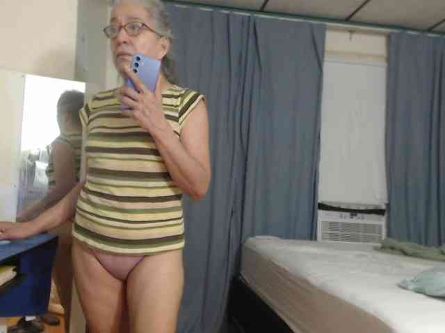 FIXMYASSTOO webcam