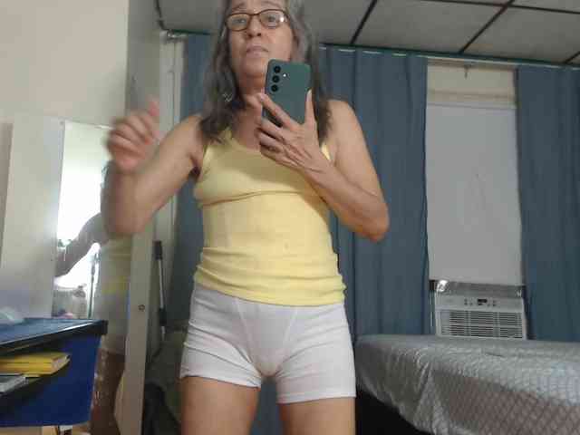 FIXMYASSTOO webcam