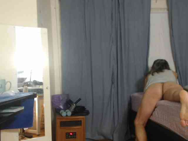 FIXMYASSTOO webcam