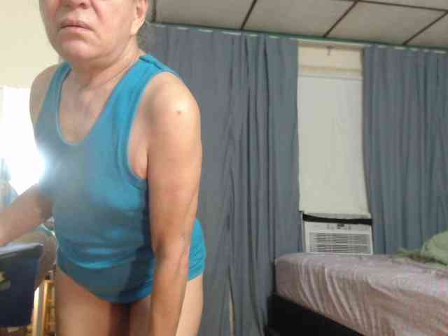 FIXMYASSTOO webcam