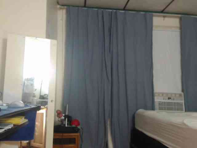 FIXMYASSTOO webcam
