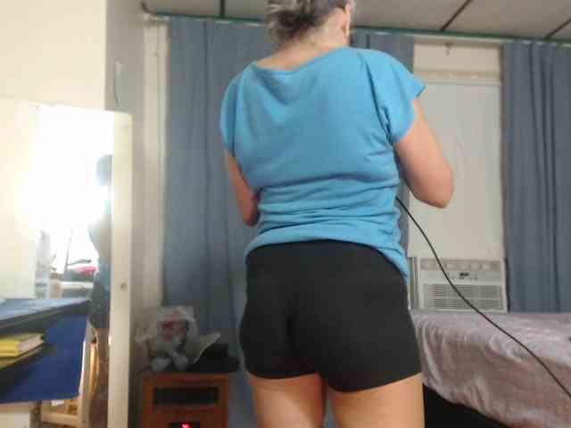 FIXMYASSTOO webcam