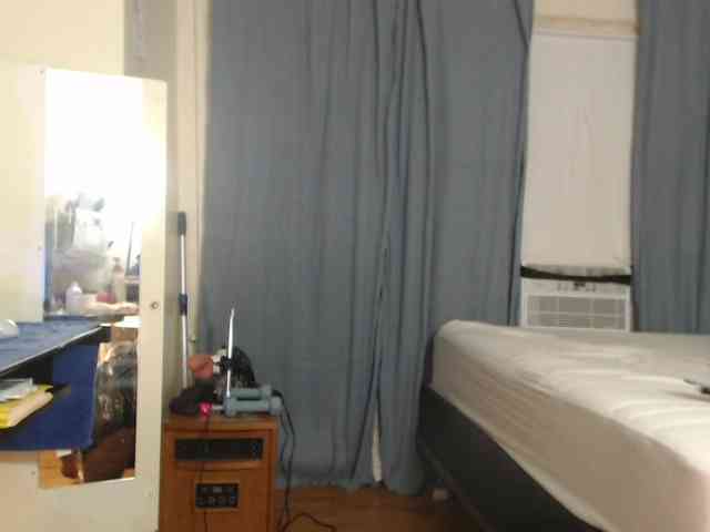FIXMYASSTOO webcam