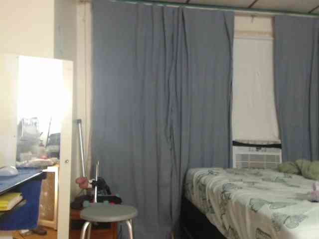FIXMYASSTOO webcam