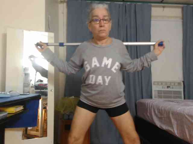 FIXMYASSTOO webcam