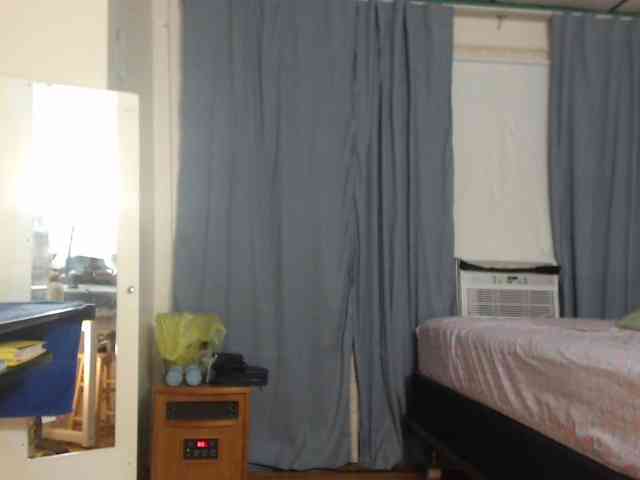 FIXMYASSTOO webcam