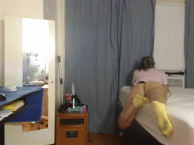 FIXMYASSTOO webcam