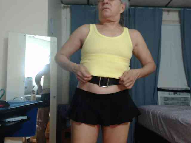 FIXMYASSTOO webcam