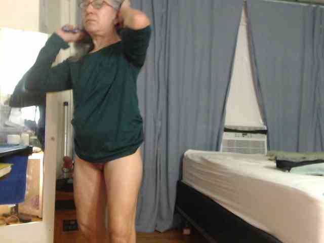 FIXMYASSTOO webcam