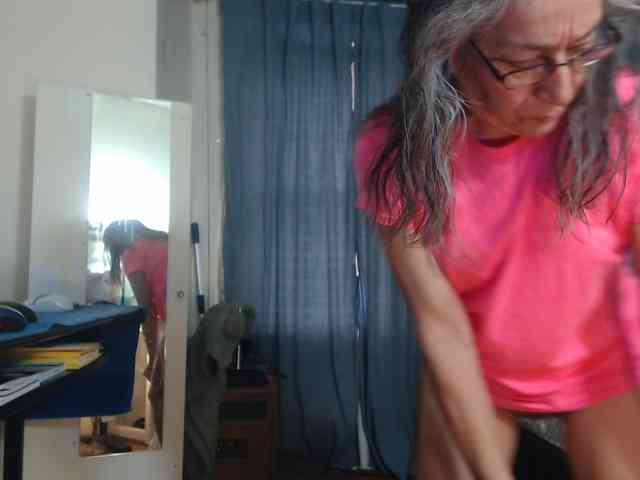 FIXMYASSTOO webcam