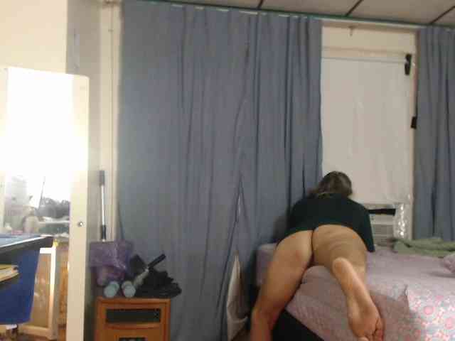 FIXMYASSTOO webcam