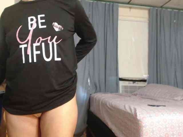 FIXMYASSTOO webcam