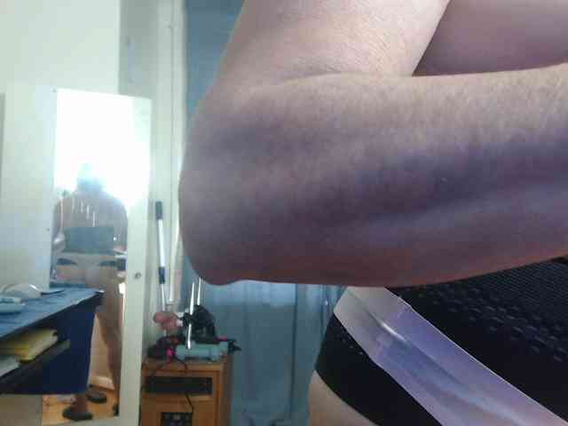 FIXMYASSTOO webcam