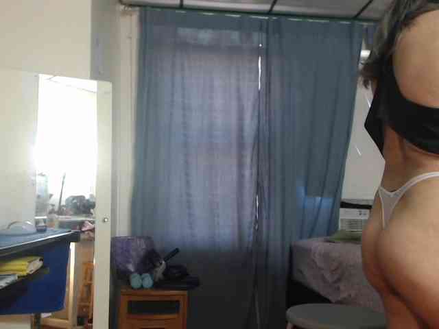 FIXMYASSTOO webcam