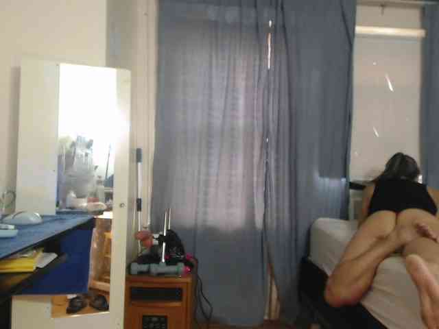 FIXMYASSTOO webcam