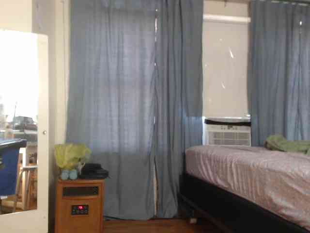 FIXMYASSTOO webcam
