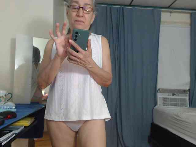 FIXMYASSTOO webcam