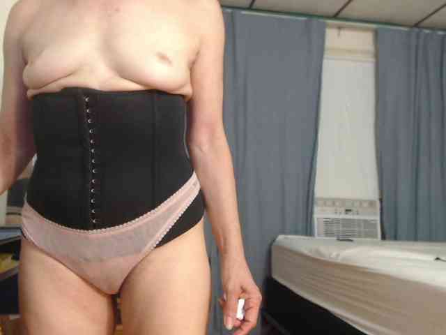 FIXMYASSTOO webcam