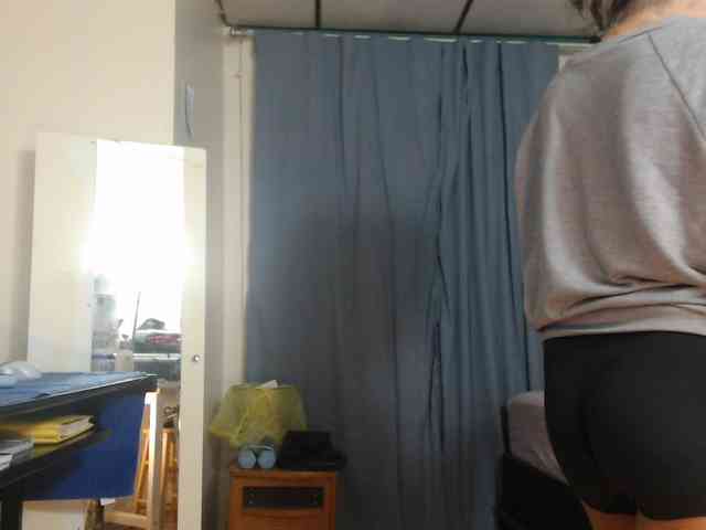 FIXMYASSTOO webcam