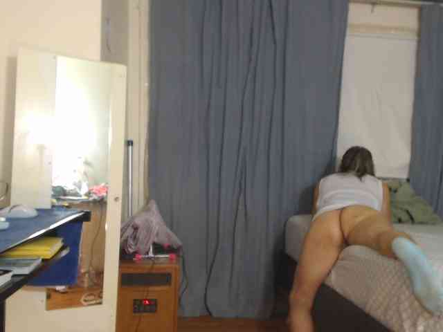 FIXMYASSTOO webcam
