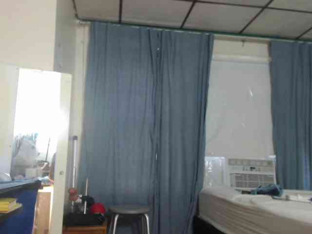 FIXMYASSTOO webcam