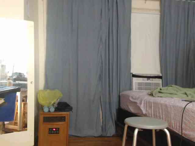 FIXMYASSTOO webcam