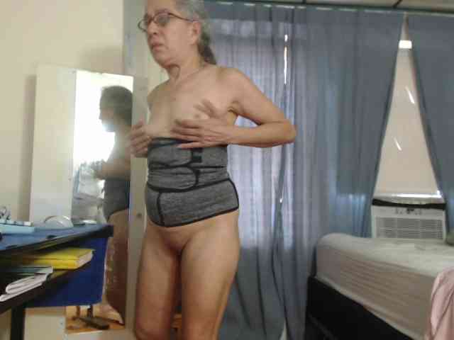 FIXMYASSTOO webcam