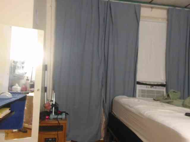 FIXMYASSTOO webcam