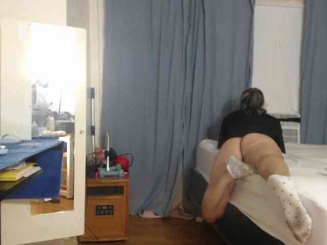 FIXMYASSTOO webcam