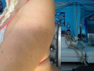 adrianna_fox