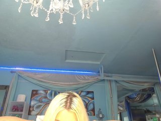 adrianna_fox
