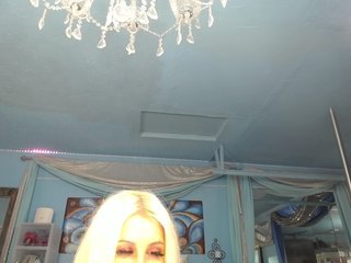 adrianna_fox