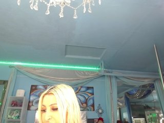 adrianna_fox