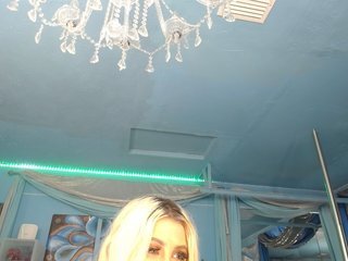adrianna_fox