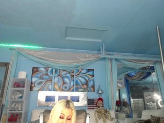 adrianna_fox
