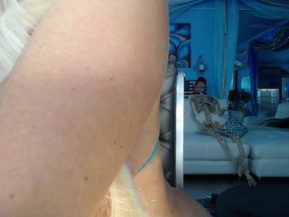 adrianna_fox