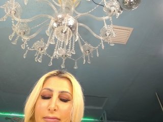 adrianna_fox Porn Show