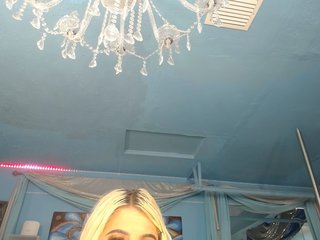 adrianna_fox