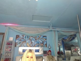 adrianna_fox Porn Show