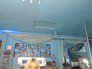 adrianna_fox